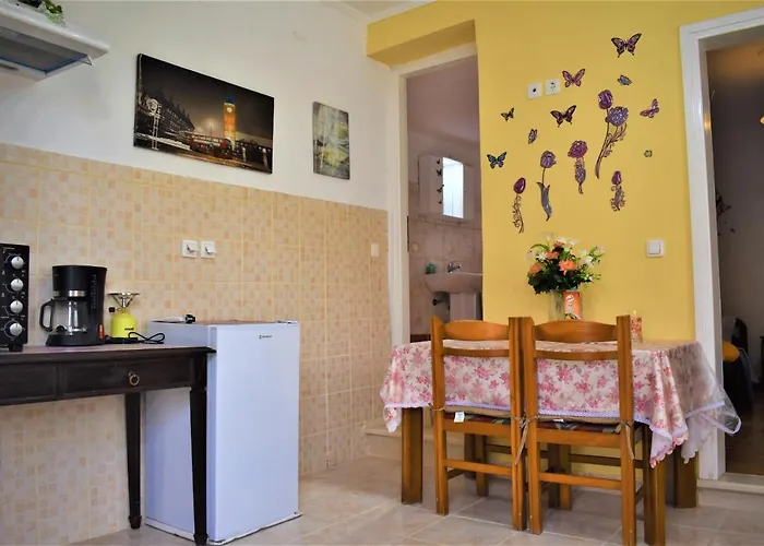 Katina House