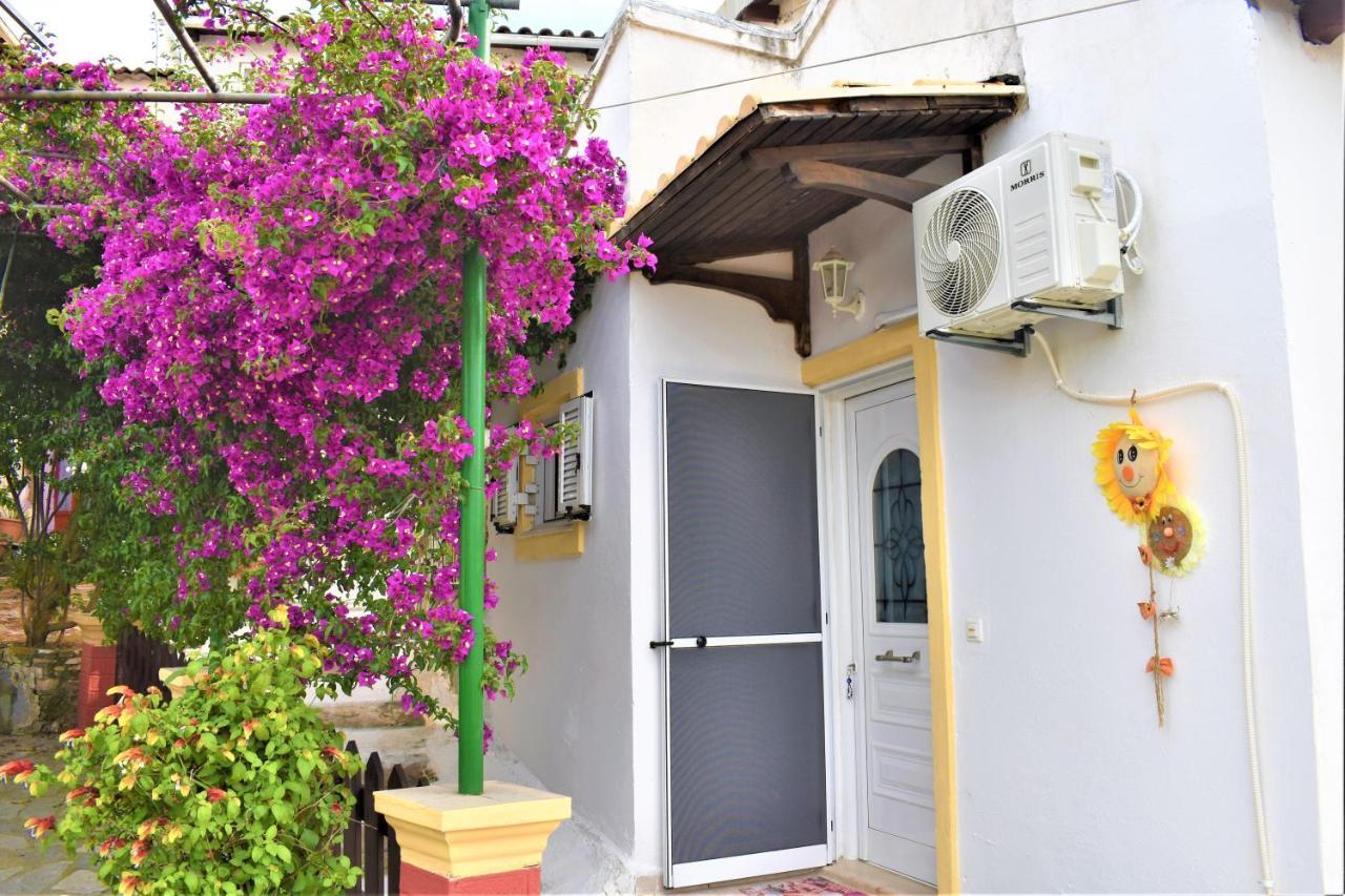 Holiday home Katina House